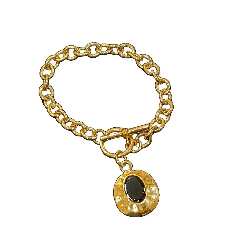 Vintage Avon Gold Tone Black Onyx 8 Inch Vintage Toggle Charm Bracelet